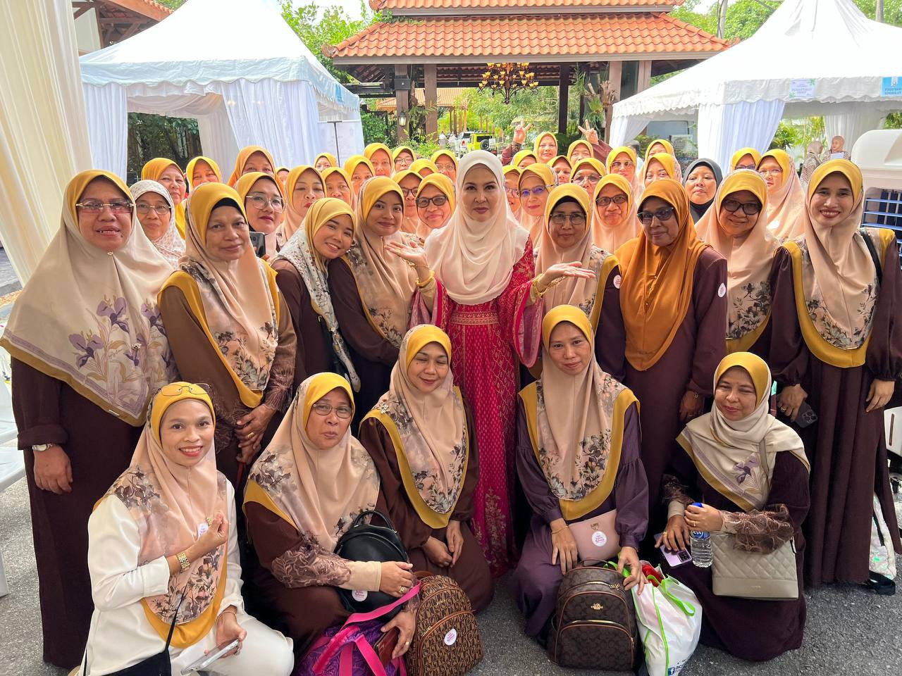 Rombongan JRMBisoBonar ke Rumah Hutan Terapi Alam Bonda Rozita Ibrahim
