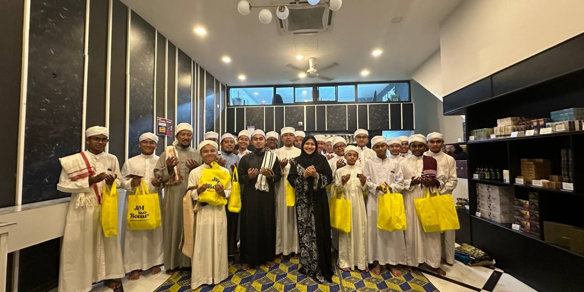 MAJLIS BACAAN DOA SELAMAT DAN SOLAT BERJEMAAH DI OUTLET JRM HOLISTIK NEGERI SEMBILAN
